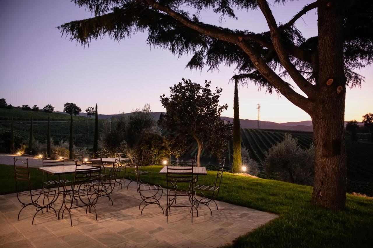 Wine Estate Rooms Paradiso Di Cacuci Montalcino Exterior photo